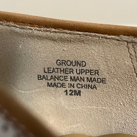 12M VS Two Tone Leather Pump - Picture 6 of 9